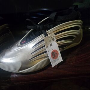 adidas Men's Silver and Black Sneakers